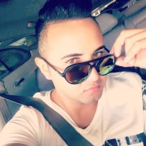 Meet your Posher, Luis